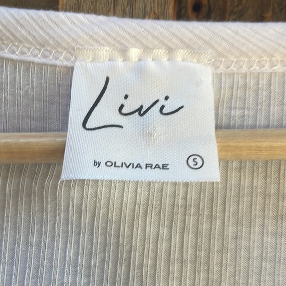livi by Olivia Rae Tops Livi By Olivia Rae Crop Top Poshmark